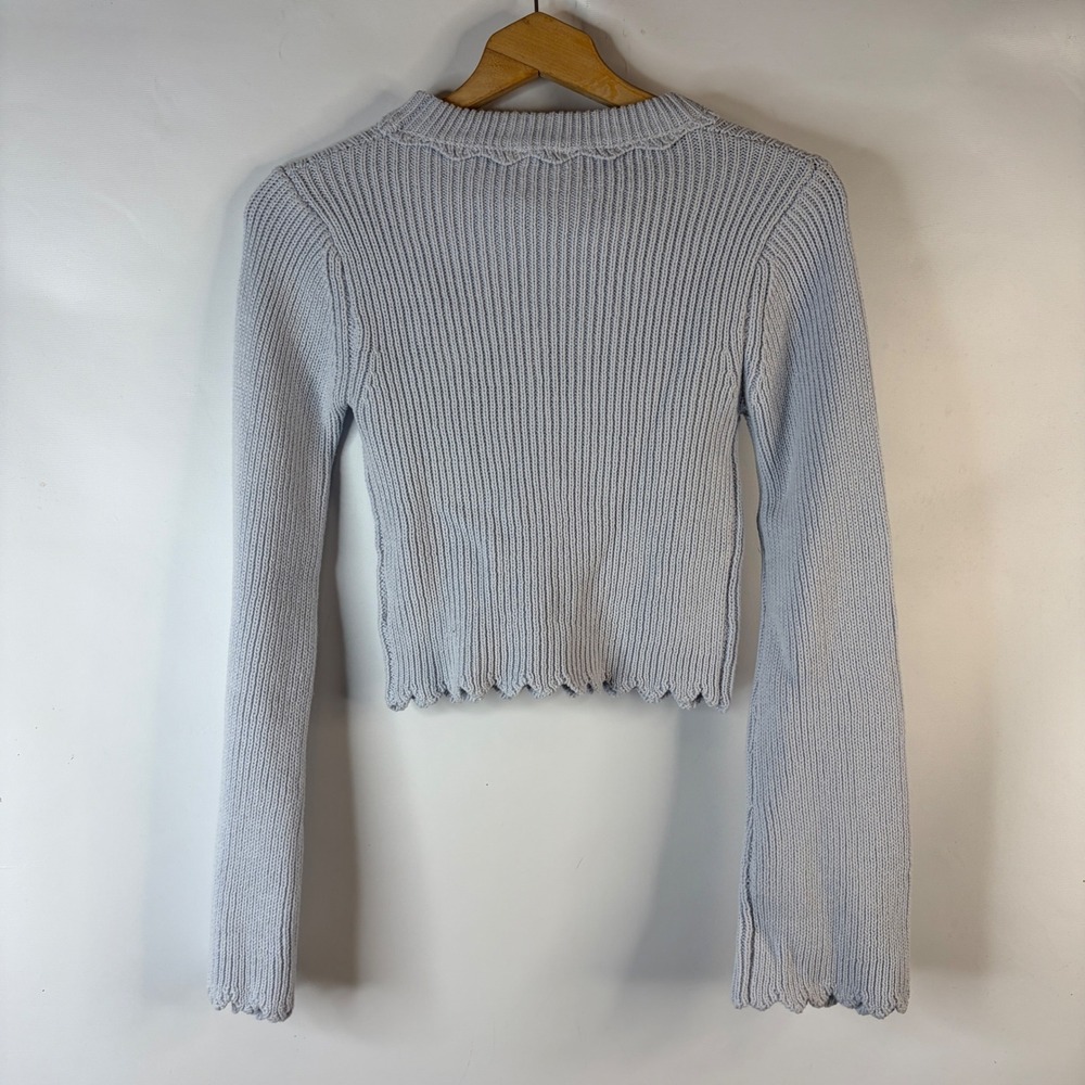 Le Lis Ribbed Crop Sweater Womens Small Light Blue Scalloped Neck Long Sleeve - Picture 4 of 7